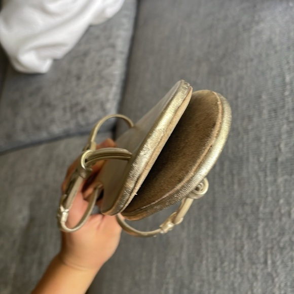 TORY BURCH Metallic Sandals - Picture 9 of 10